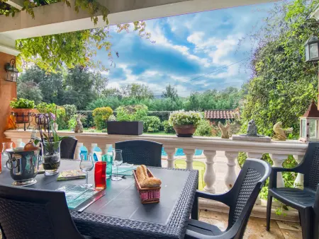 La Petite Maison dans la Prairie – Besse sur Issole : photo 2