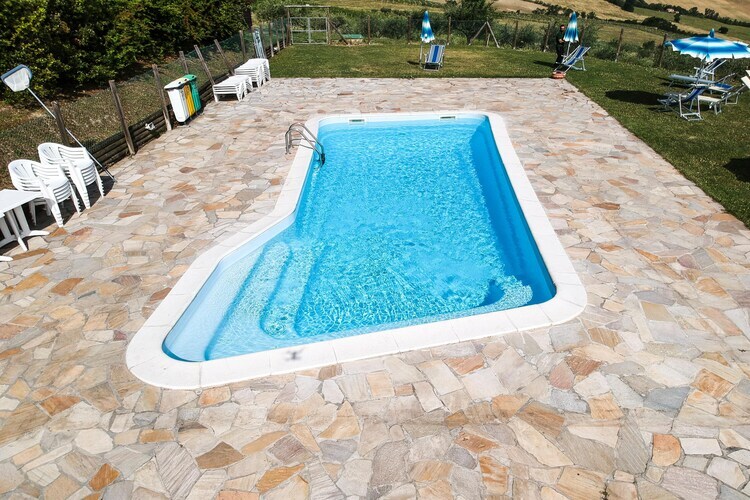 Moncaro, maison avec piscine aux portes des vignobles - Photo 1