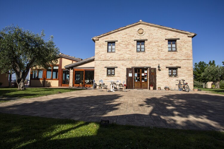 Moncaro, maison avec piscine aux portes des vignobles - Photo 7