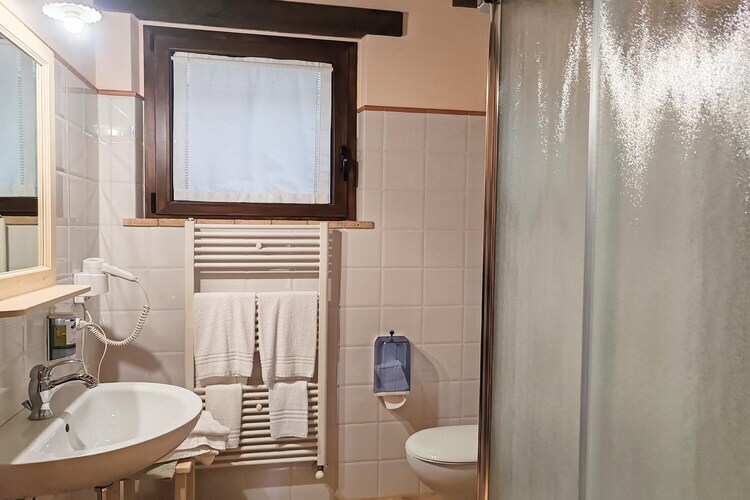 Moncaro, maison avec piscine aux portes des vignobles - Photo 30