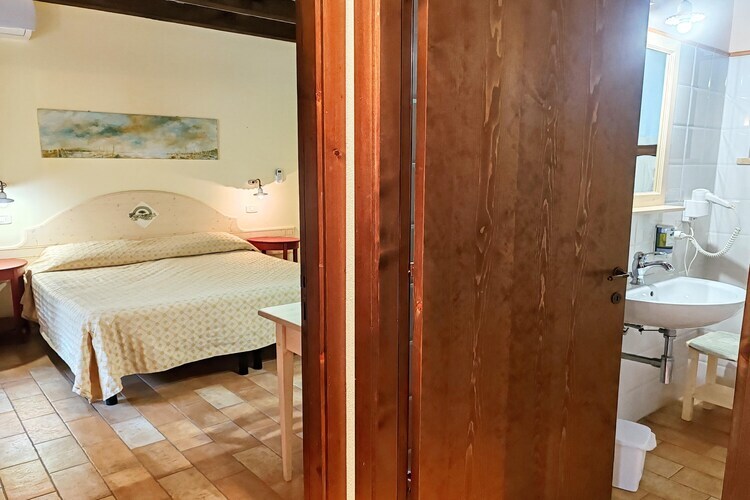 Moncaro, maison avec piscine aux portes des vignobles - Photo 31