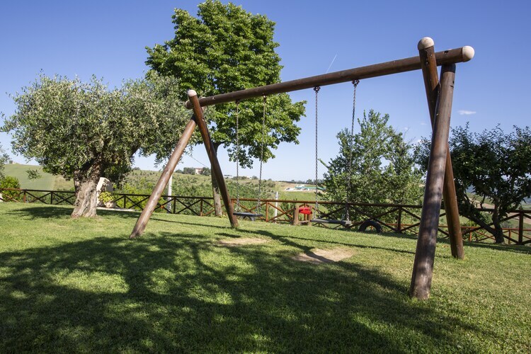 Moncaro, maison avec piscine aux portes des vignobles - Photo 34