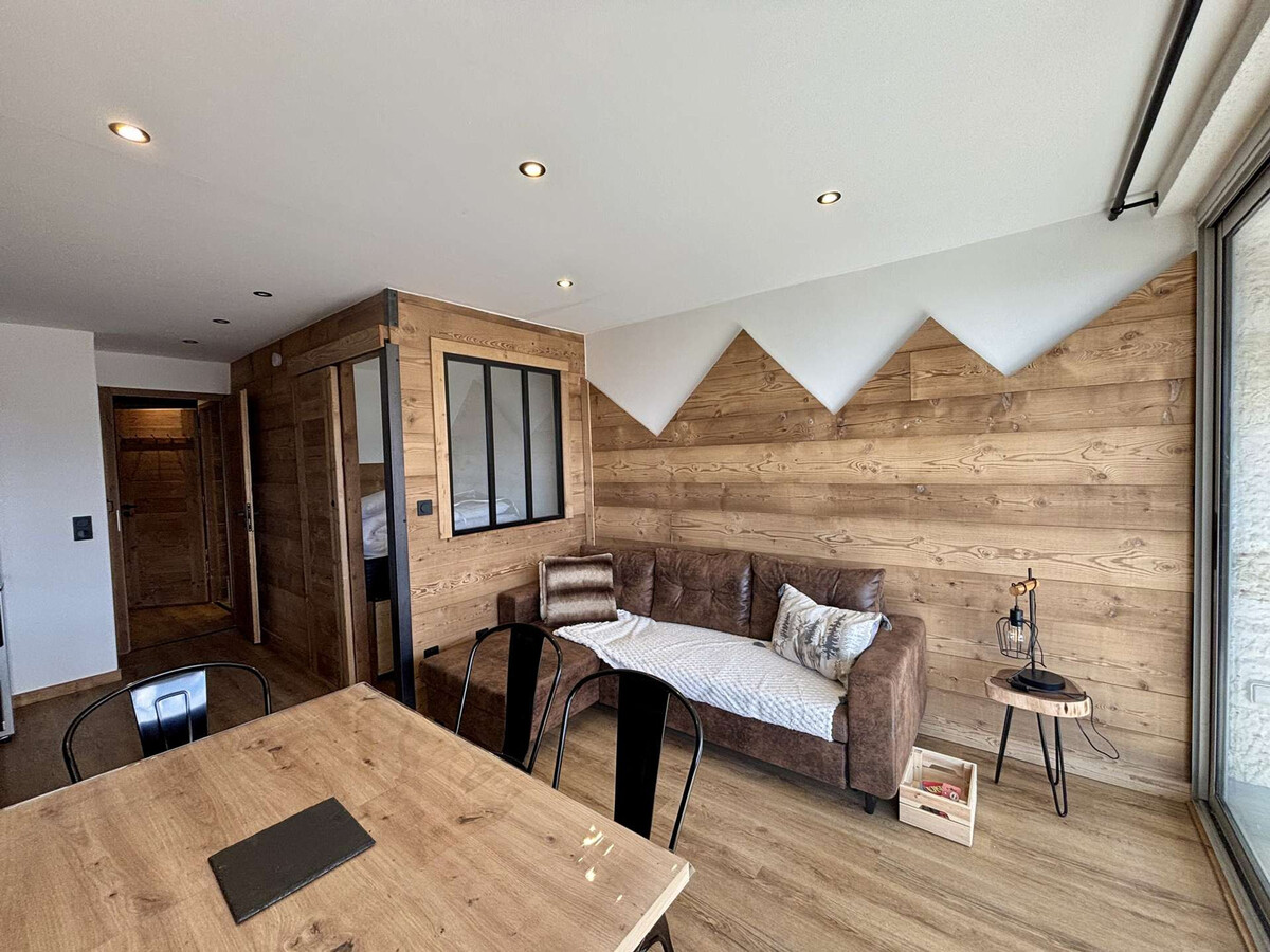 Studio 6 pers. L'Alpe d'Huez, retour skis pied immeuble - Photo 7