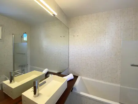Villa Moderne avec Piscine Privée et Parking à Begur, Centre - Photo 12