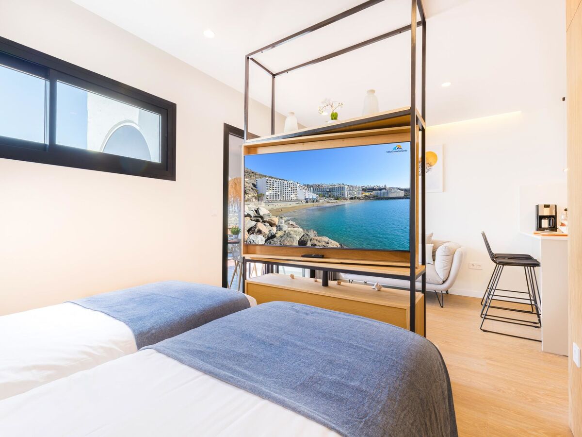 Los Canarios 527 – Studio rénové 2024, vue mer à Mogan - Photo 17