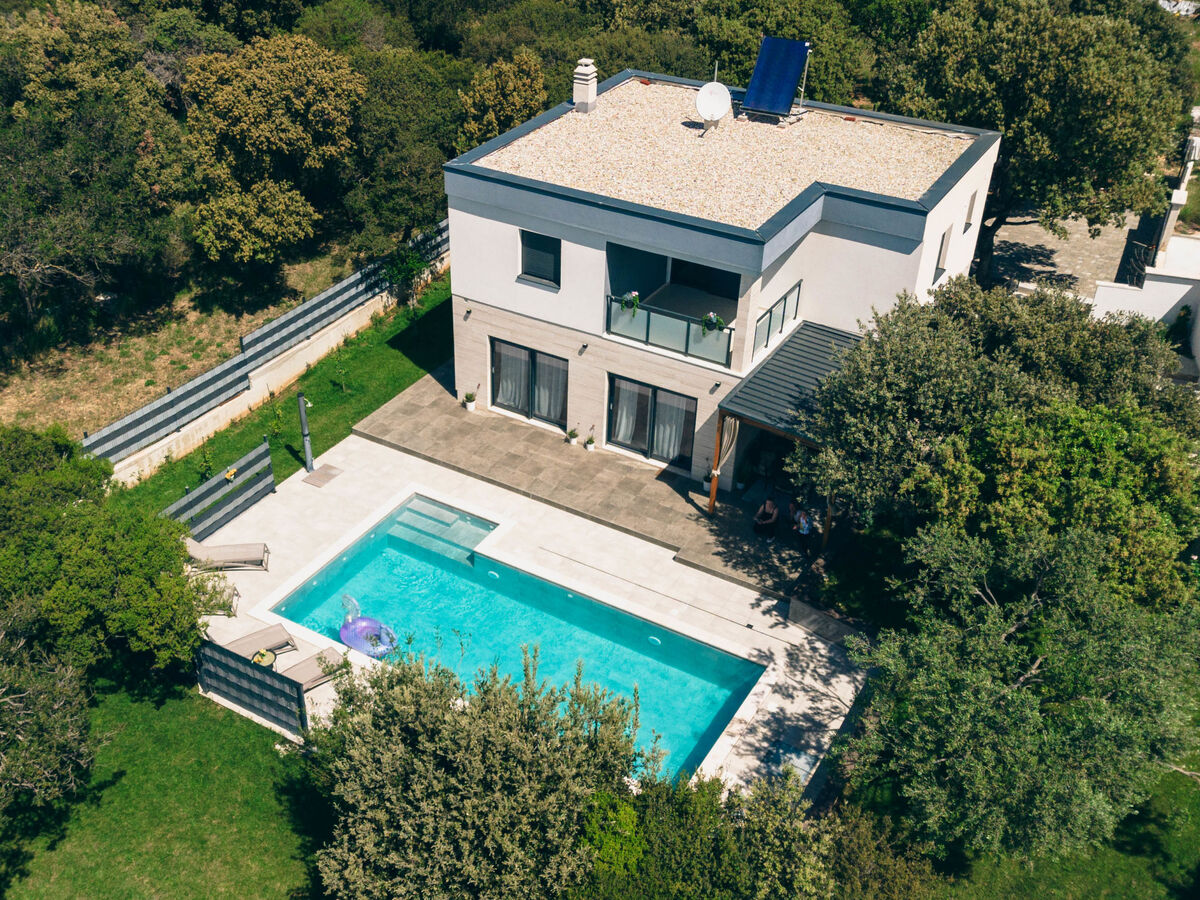 Villa Golem à Pakoštane, piscine chauffée privée - Photo 15
