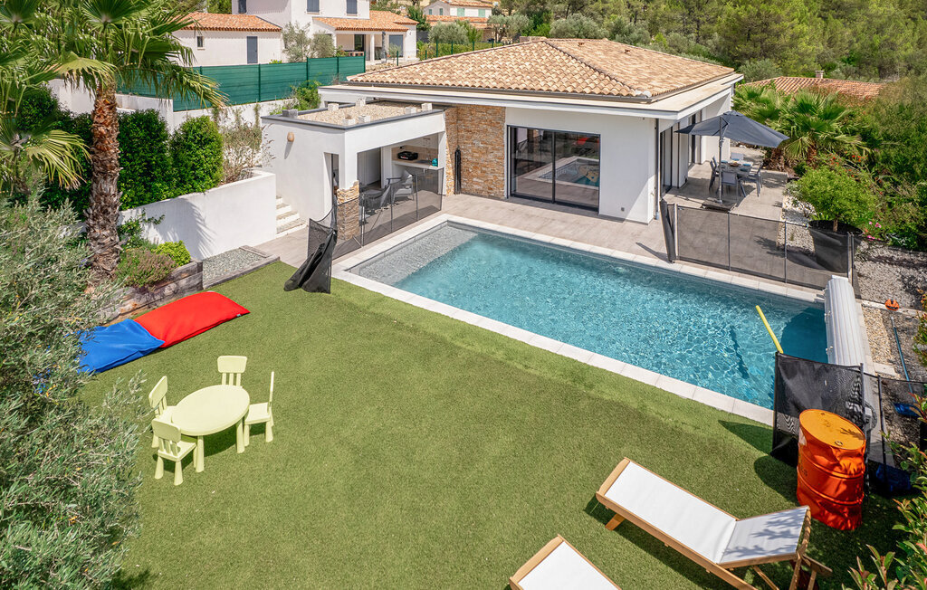 Maison 8 pers. avec piscine privée à Solliès-Toucas - Photo 1