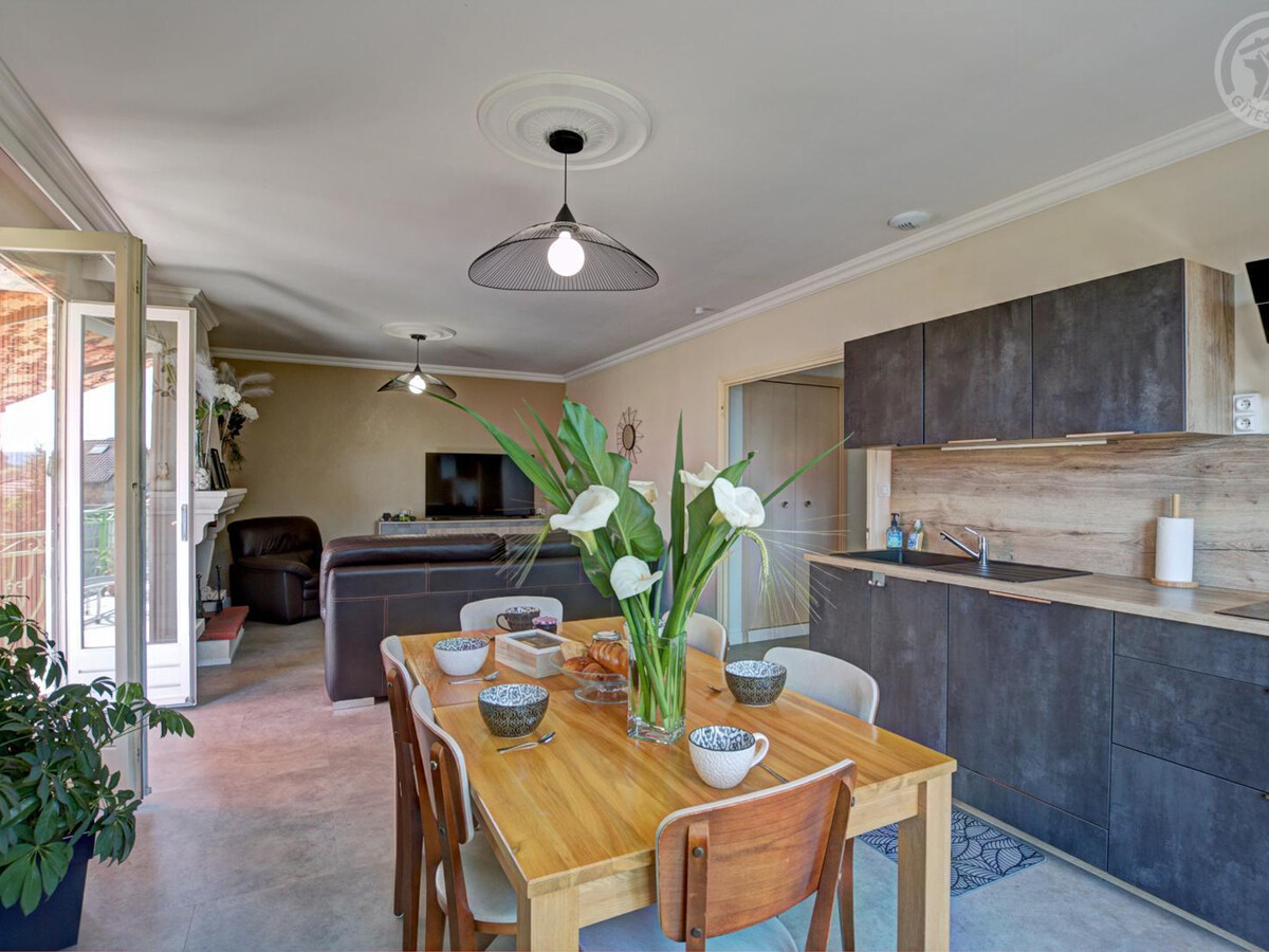 Gîte 96m² terrasse et plancha à Roanne - Photo 5