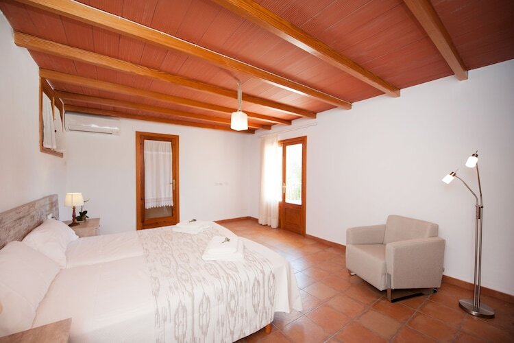 Villa Woodhouse à Ariany avec piscine d'eau salée - Photo 17