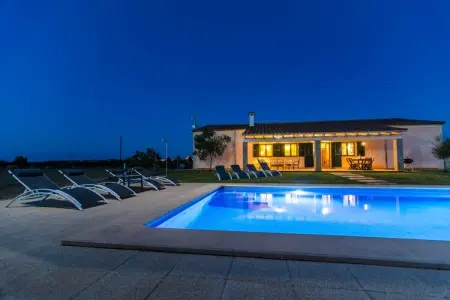 Villa S'estacio à Muro : piscine 10x5m et jardin 120m² : photo 8