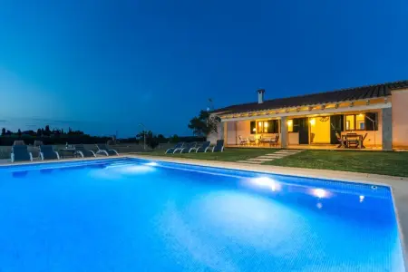 Villa S'estacio à Muro : piscine 10x5m et jardin 120m² : photo 9