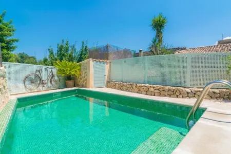 Villa Es Raco à Caimari : piscine et terrasses : photo 4
