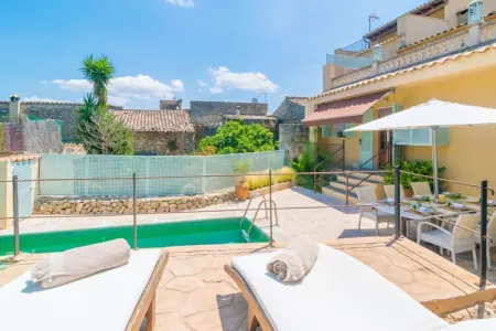 Villa Es Raco à Caimari : piscine et terrasses : photo 6