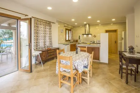 Villa Son Morey, piscine saline et terrasses à Vilafranca : photo 15