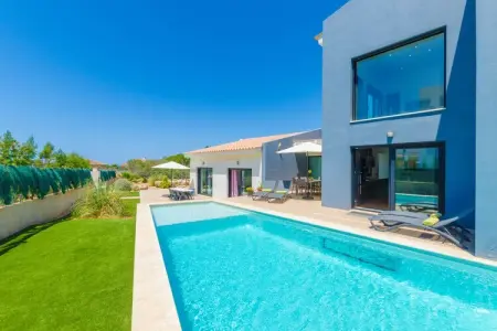 Villa La Primera avec piscine et mini-golf à Sa Torre : photo 13