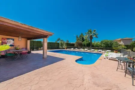 Villa Can MarÇal à Marratxí, piscine et tennis : photo 12