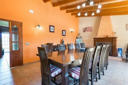 Villa Can MarÇal à Marratxí, piscine et tennis : photo 16