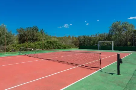 Villa Can MarÇal à Marratxí, piscine et tennis : photo 43