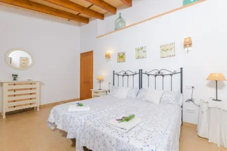 Can Fosquet, villa avec piste de padel privée : photo 5