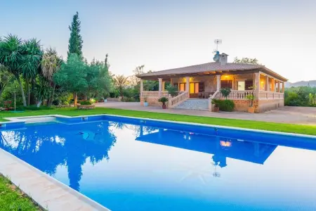 Villa Ca'n Berguins, Buger : piscine 16x8m et jardin privé : photo 7