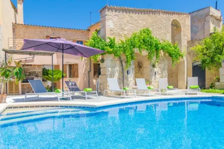 Location villa à Vilafranca De Bonany, Illes Balears, Villa à Vilafranca avec Piscine d'Eau Salée