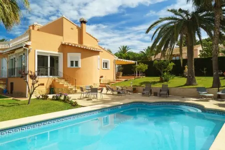 Villa Gladiolo à Xàbia : piscine et jardin spacieux : photo 7