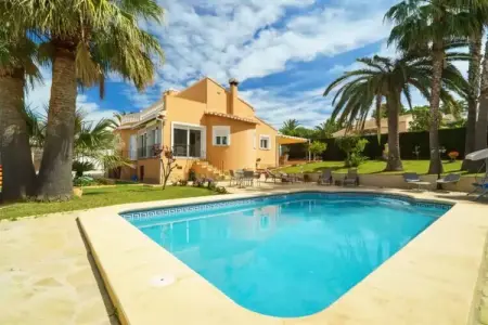 Villa Gladiolo à Xàbia : piscine et jardin spacieux : photo 10