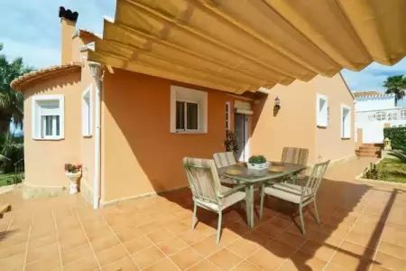 Villa Gladiolo à Xàbia : piscine et jardin spacieux : photo 20