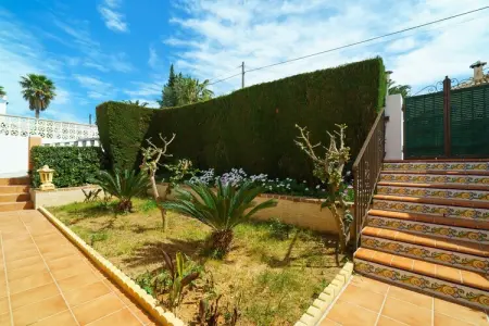 Villa Gladiolo à Xàbia : piscine et jardin spacieux : photo 24