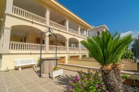 Location appartement à Port D'alcÚdia, Illes Balears, Appartement à Alcúdia avec vue sur mer