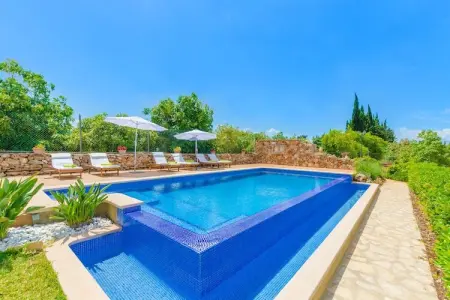 Villa Es Moyà Des Pins à Muro, piscine et jacuzzi : photo 2