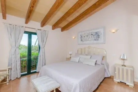 Villa Es Moyà Des Pins à Muro, piscine et jacuzzi : photo 18