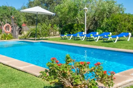 Villa Marina à Pollença, piscine privée 8x4m : photo 3