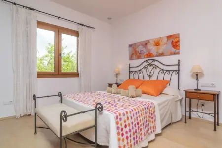 Villa S'albarcoquer – Piscine débordement et jacuzzi : photo 12