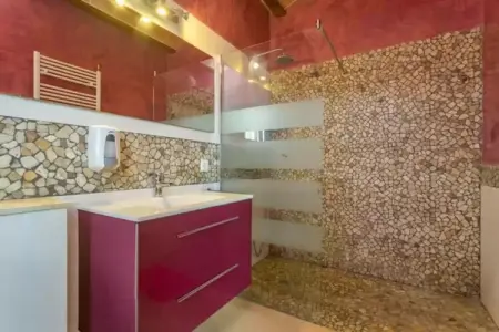 Villa S'albarcoquer – Piscine débordement et jacuzzi : photo 17