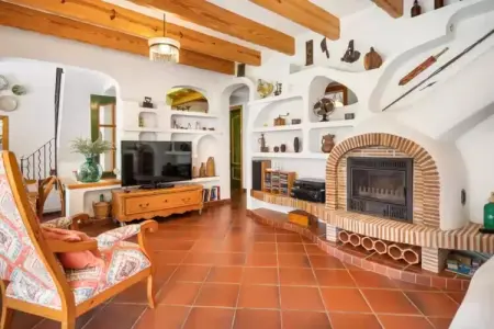 N'antiga, villa à Sant Lluís avec piscine d'eau salée : photo 8
