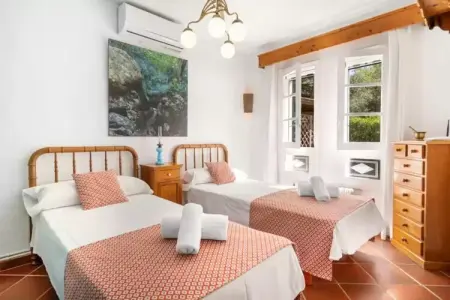 N'antiga, villa à Sant Lluís avec piscine d'eau salée : photo 15