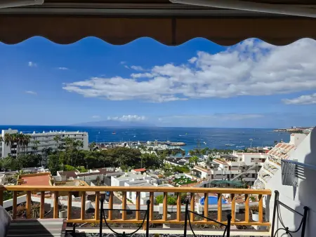 Location appartement à Adeje, Appartement moderne avec piscine à San Eugenio, Tenerife