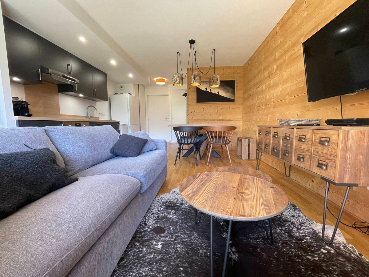 Appartement lumineux plein sud avec parking à Samoëns - Photo 1