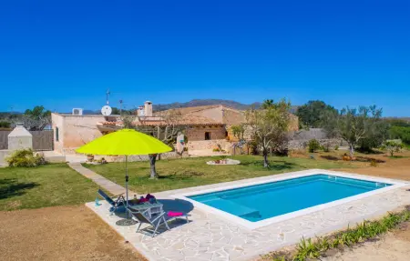 Sa Padrineta, villa de pierre avec piscine à Canyamel : photo 7