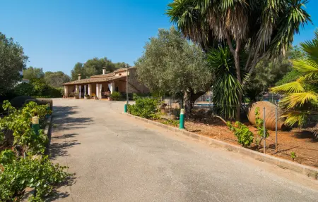 Son Rossinyol, maison en pierre avec piscine à Llubí : photo 11