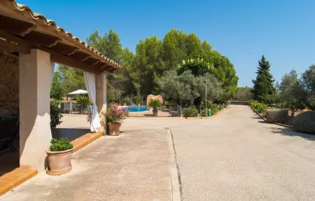 Son Rossinyol, maison en pierre avec piscine à Llubí : photo 15