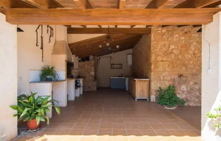 Son Rossinyol, maison en pierre avec piscine à Llubí : photo 17