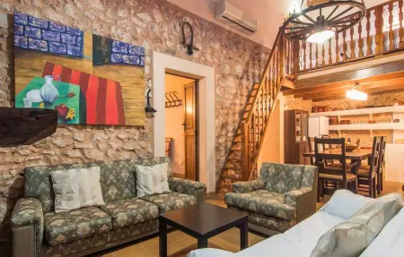 Son Rossinyol, maison en pierre avec piscine à Llubí : photo 23