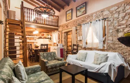 Son Rossinyol, maison en pierre avec piscine à Llubí : photo 24