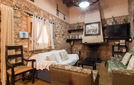 Son Rossinyol, maison en pierre avec piscine à Llubí : photo 25