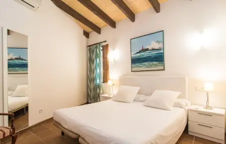Son Rossinyol, maison en pierre avec piscine à Llubí : photo 31