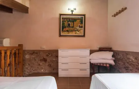 Son Rossinyol, maison en pierre avec piscine à Llubí : photo 38