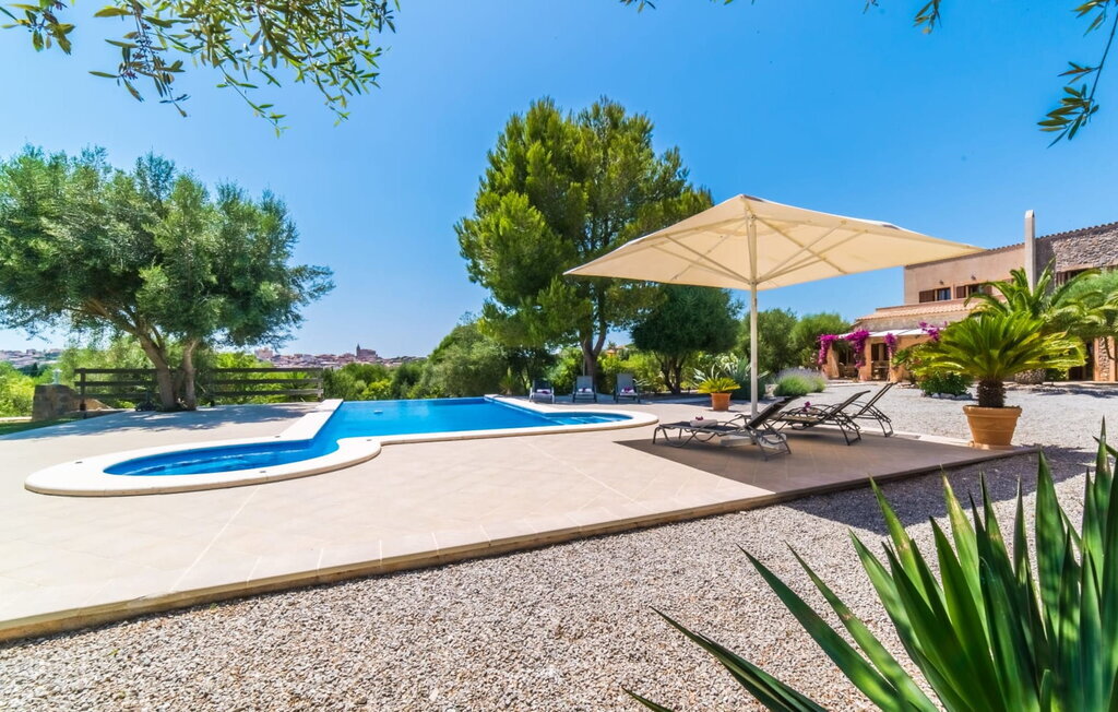 Villa Margalida : maison en pierre avec piscine mosaïque - Photo 17