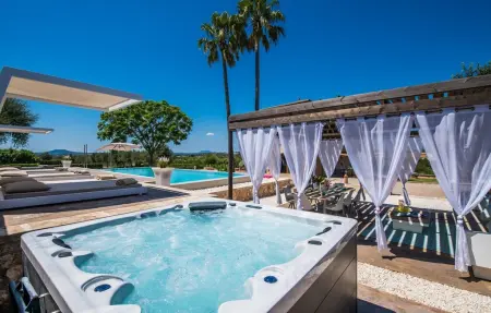 Can Lau : villa 8 pers. avec piscine et jacuzzi : photo 3